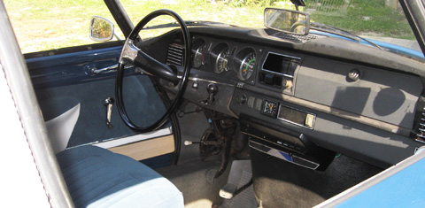 The Citroen DSuper 5's driver's position and dashboard